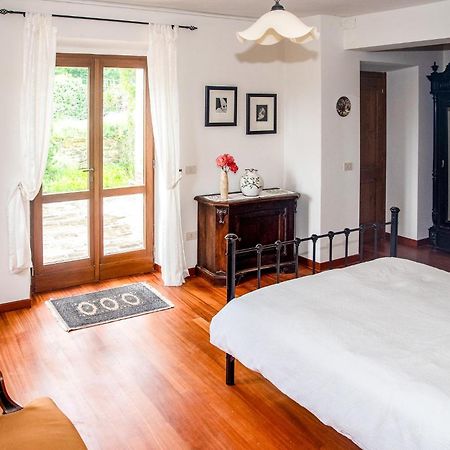 Amandola La Mela Rosa Bed & Breakfast מראה חיצוני תמונה